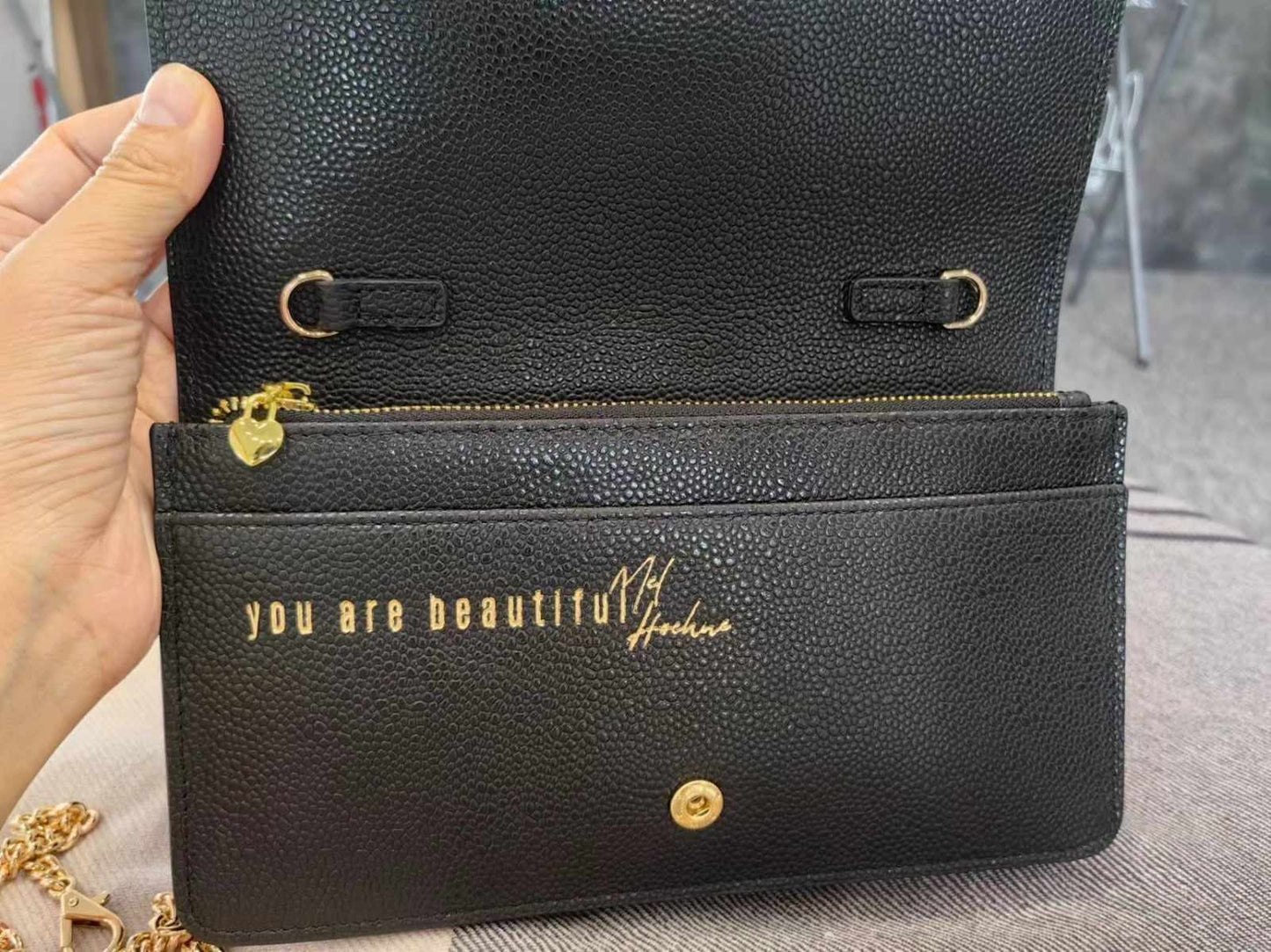 'Uplift your Style' Leather Bag
